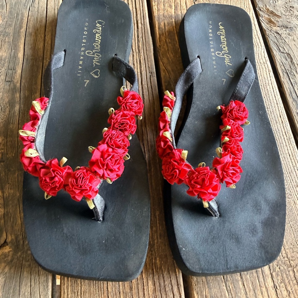 The Original Cinnamon Girl flower Sandals from Hawaii Women’s size 7